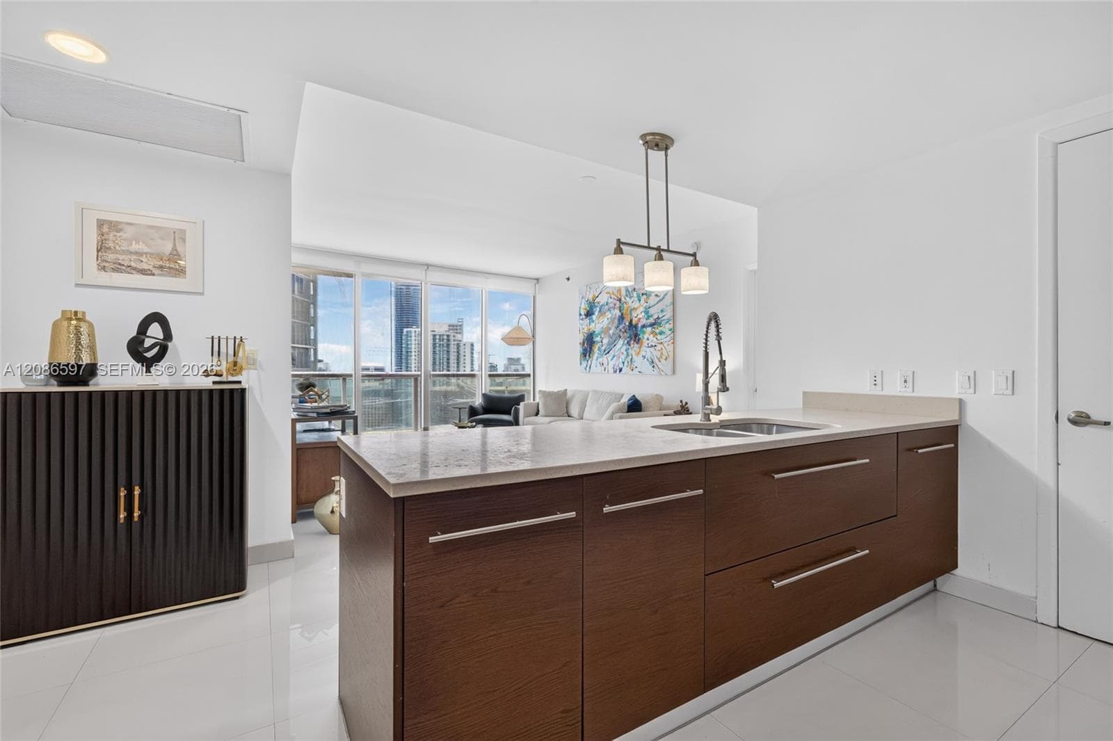 Icon Brickell I · #4613 in Miami - Photo 9