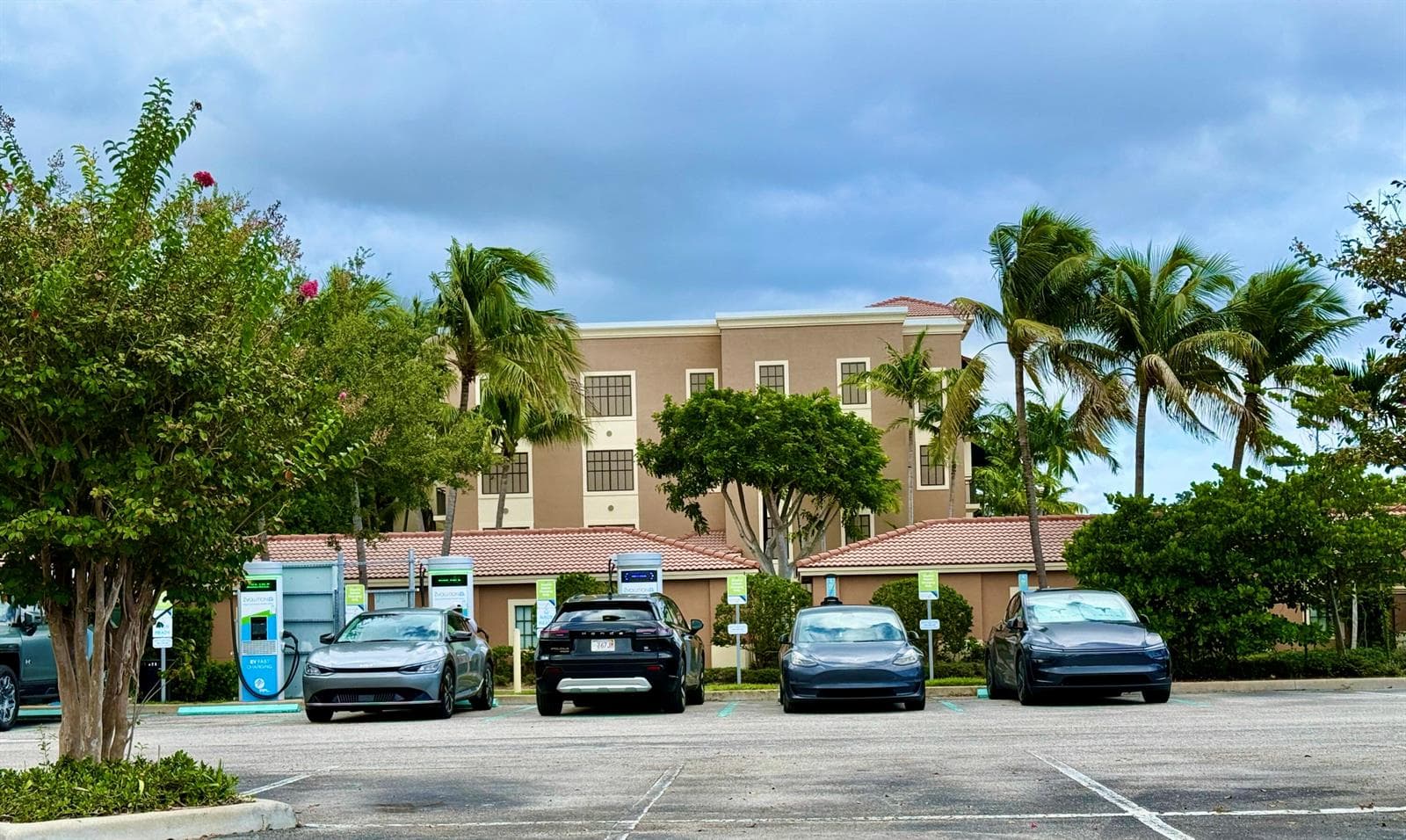Electric Vehicle Station at Midtown