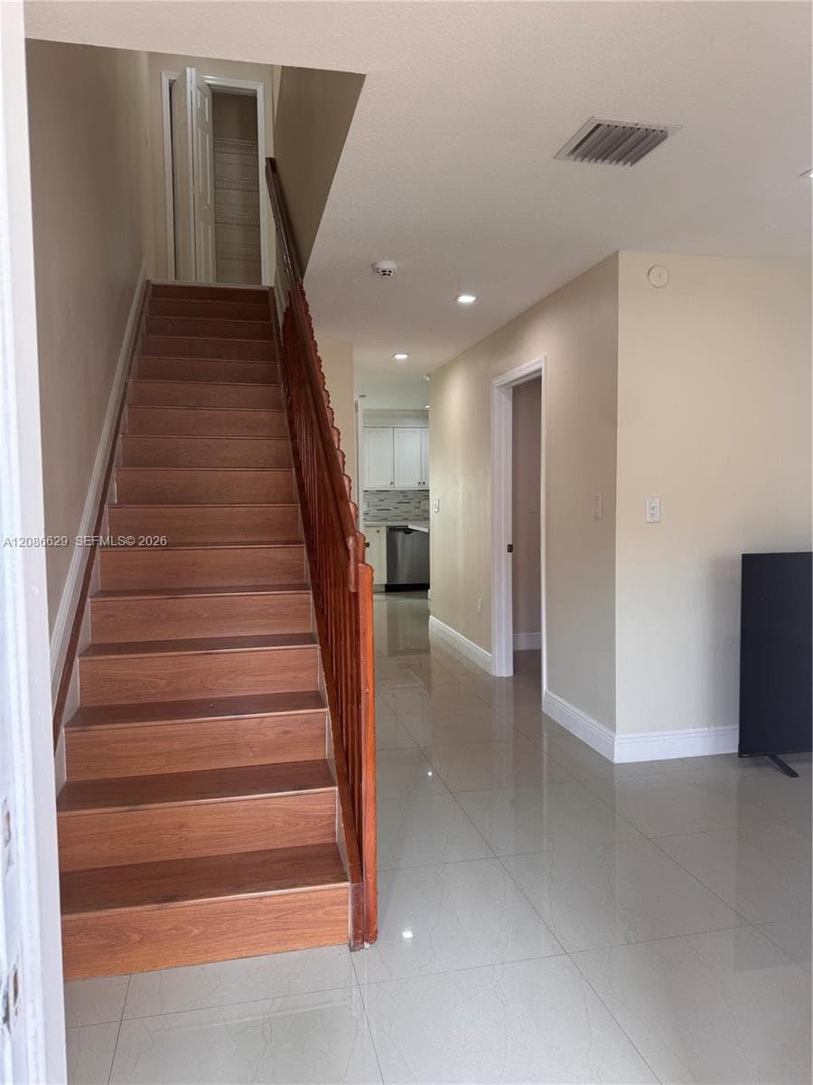 7075 NW 173rd Dr #1406 photo 5