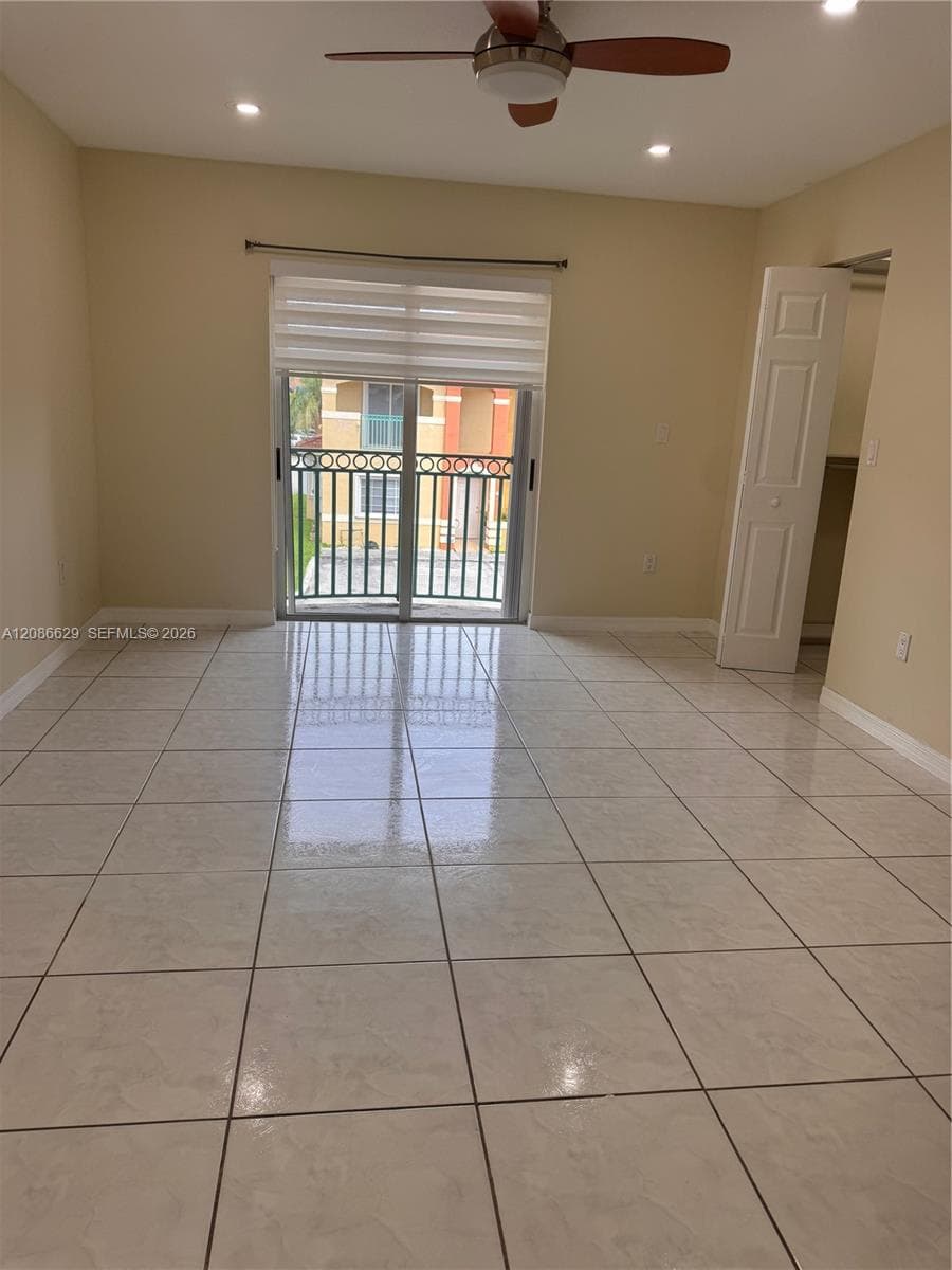 7075 NW 173rd Dr #1406 photo 19