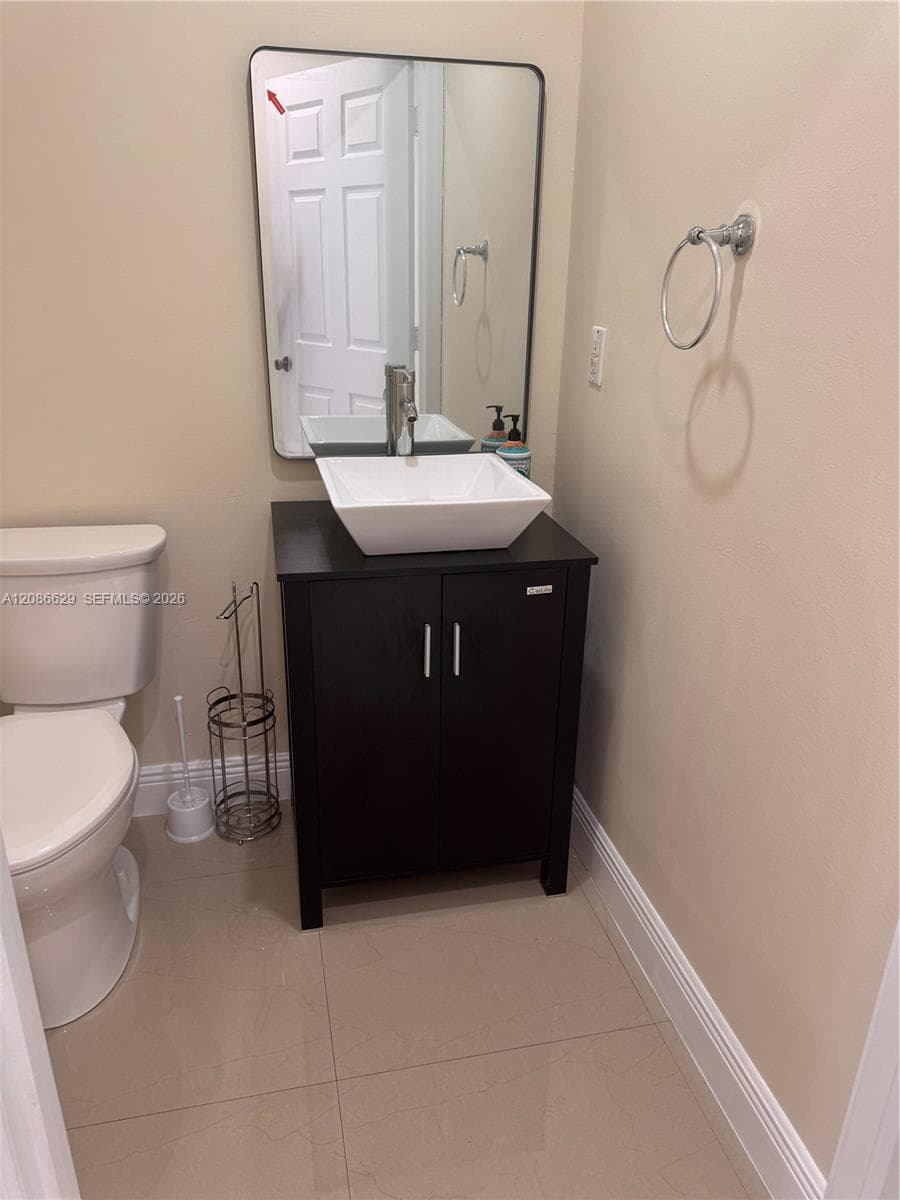 7075 NW 173rd Dr #1406 photo 8