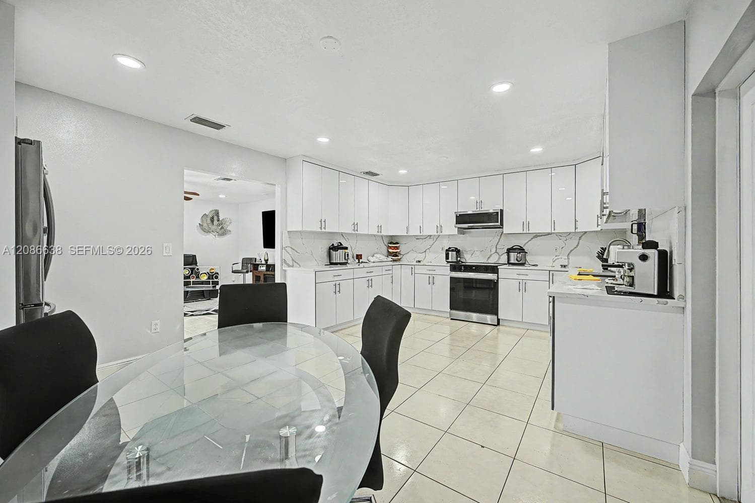 17330 SW 302nd St photo 9