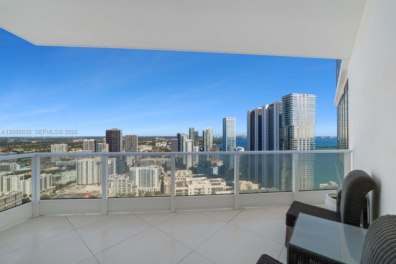 Paramount on the Bay · #PH4302 in Miami - Photo 36