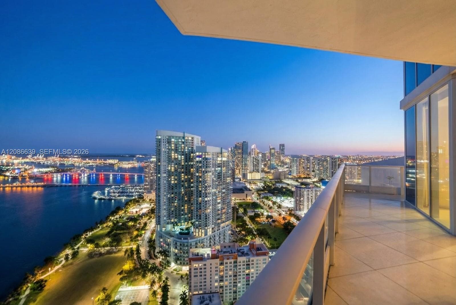 Paramount on the Bay · #PH4302 in Miami - Photo 49