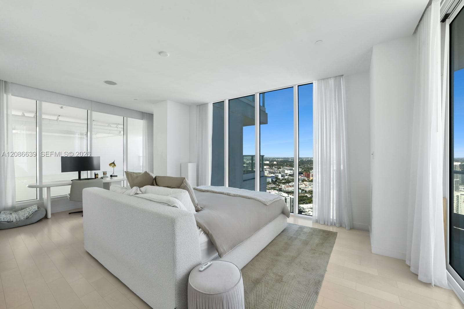 Paramount on the Bay · #PH4302 in Miami - Photo 33