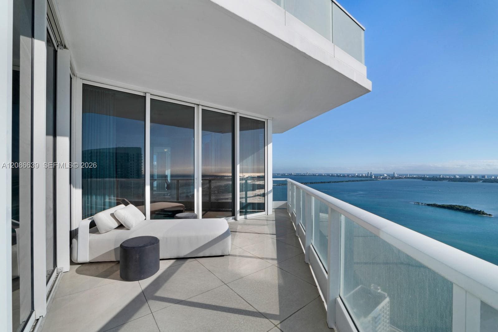 Paramount on the Bay · #PH4302 in Miami - Photo 14
