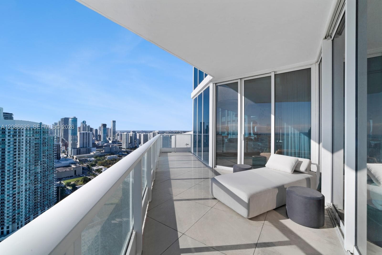 Paramount on the Bay · #PH4302 in Miami - Photo 15
