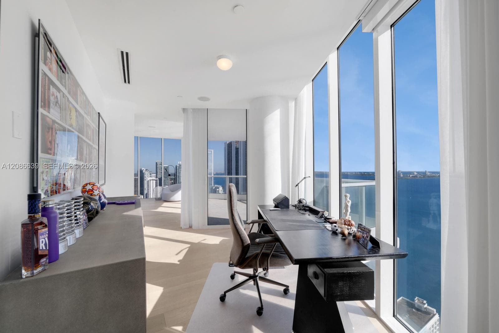 Paramount on the Bay · #PH4302 in Miami - Photo 31