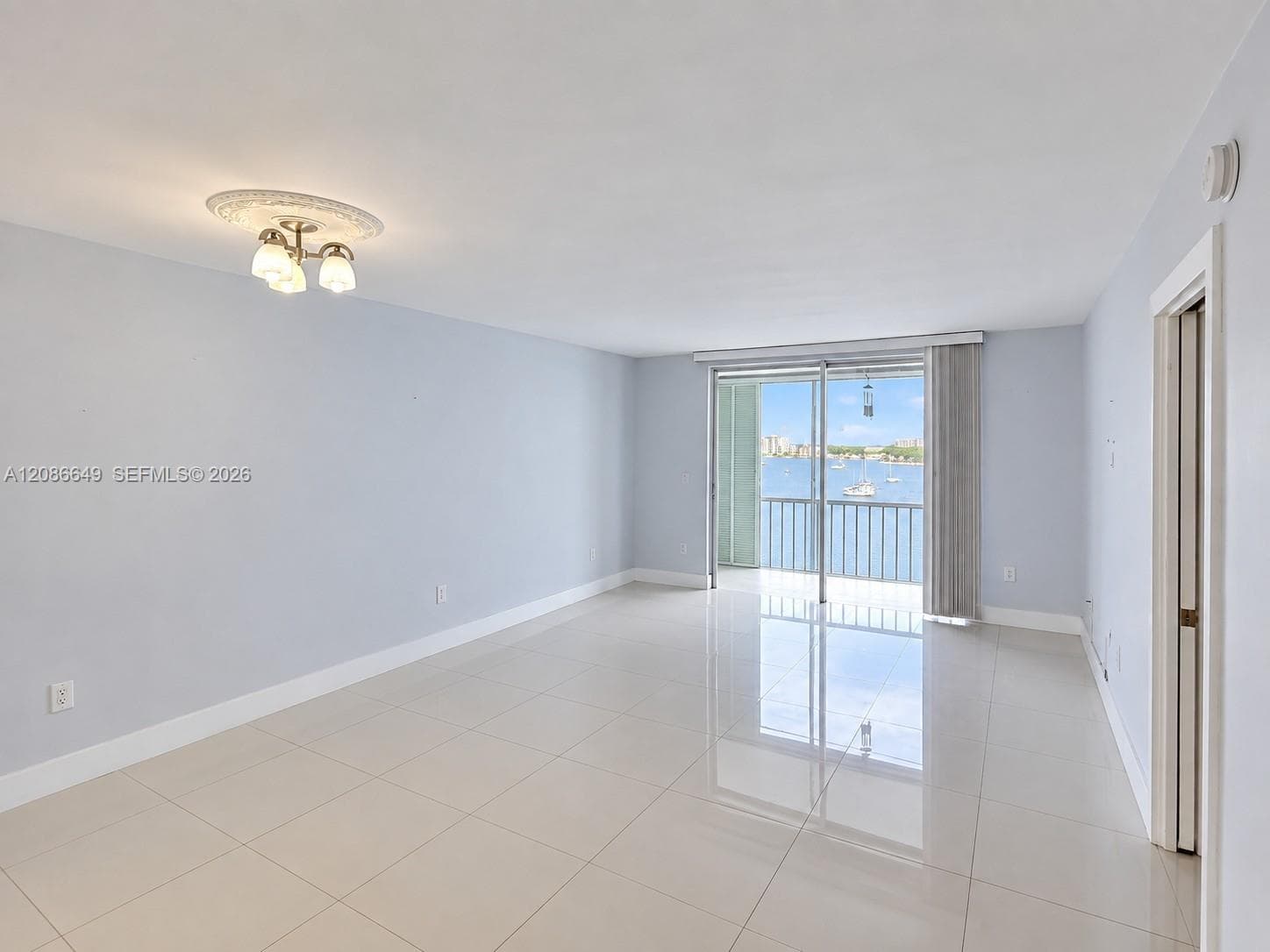 Living/Dining Room Bay Views