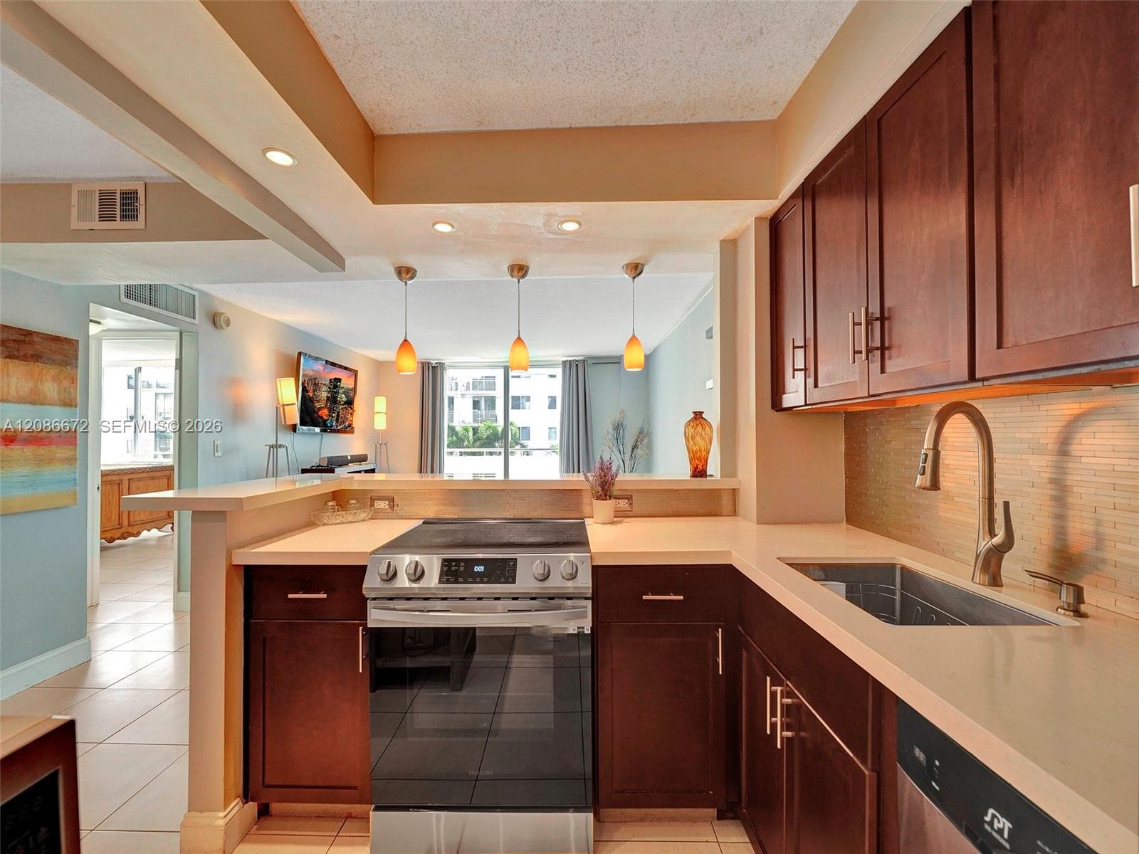 LINCOLN PALACE CONDO · #303 in Miami Beach - Photo 7