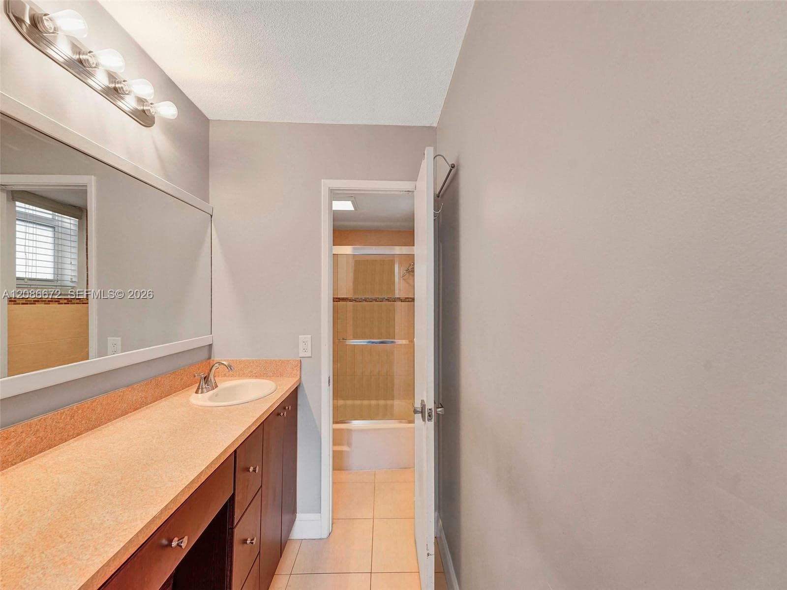 LINCOLN PALACE CONDO · #303 in Miami Beach - Photo 28