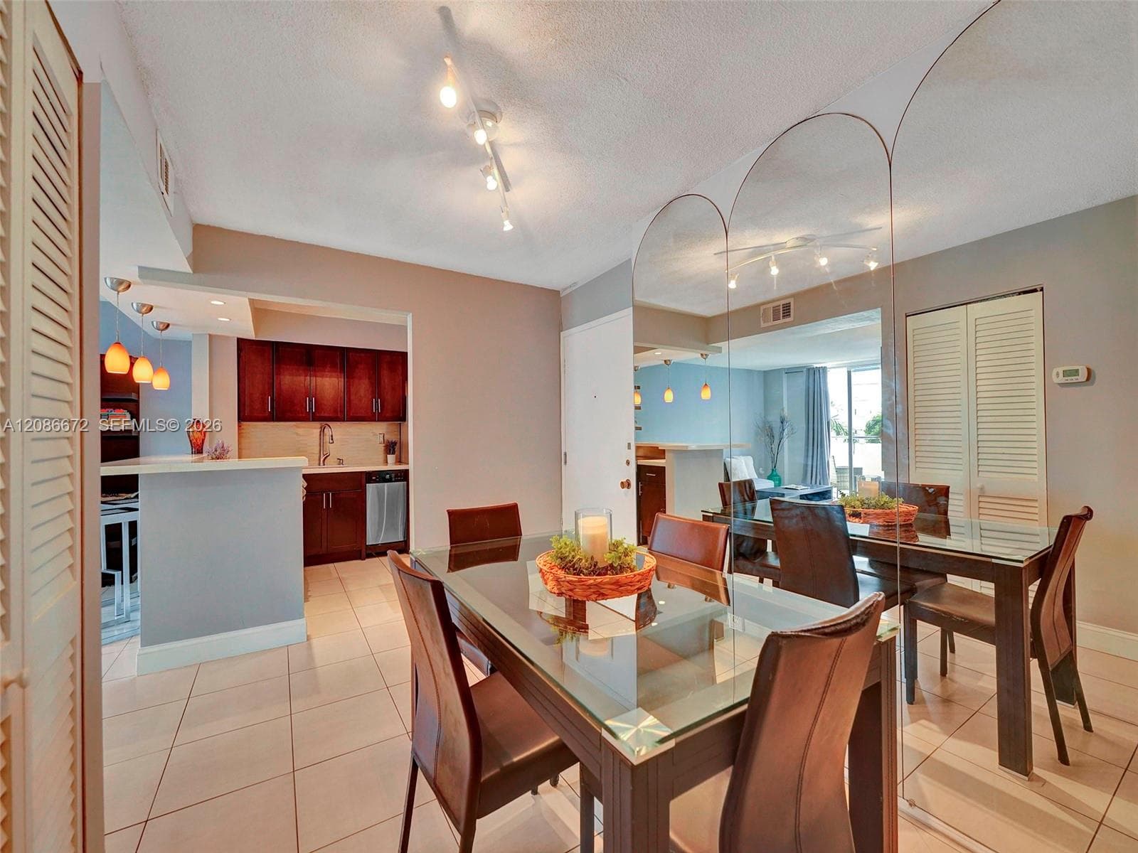 LINCOLN PALACE CONDO · #303 in Miami Beach - Photo 5