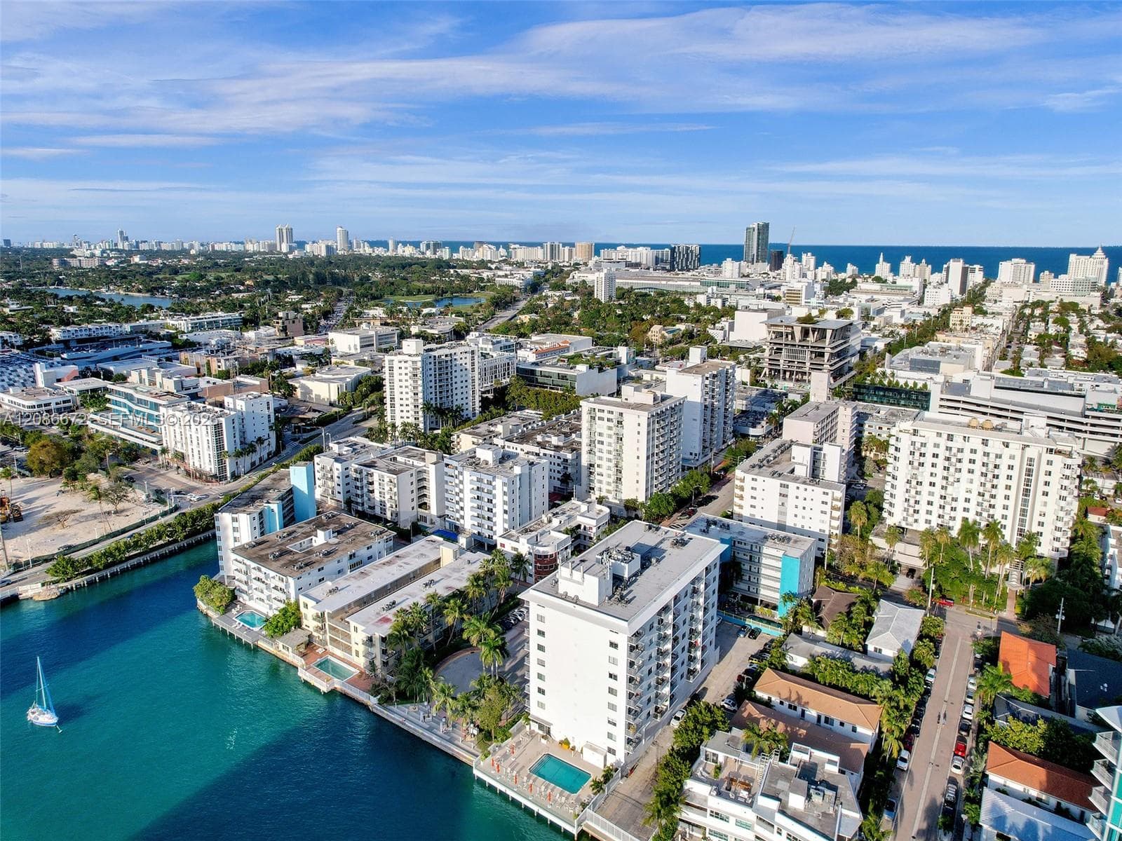 LINCOLN PALACE CONDO · #303 in Miami Beach - Photo 38