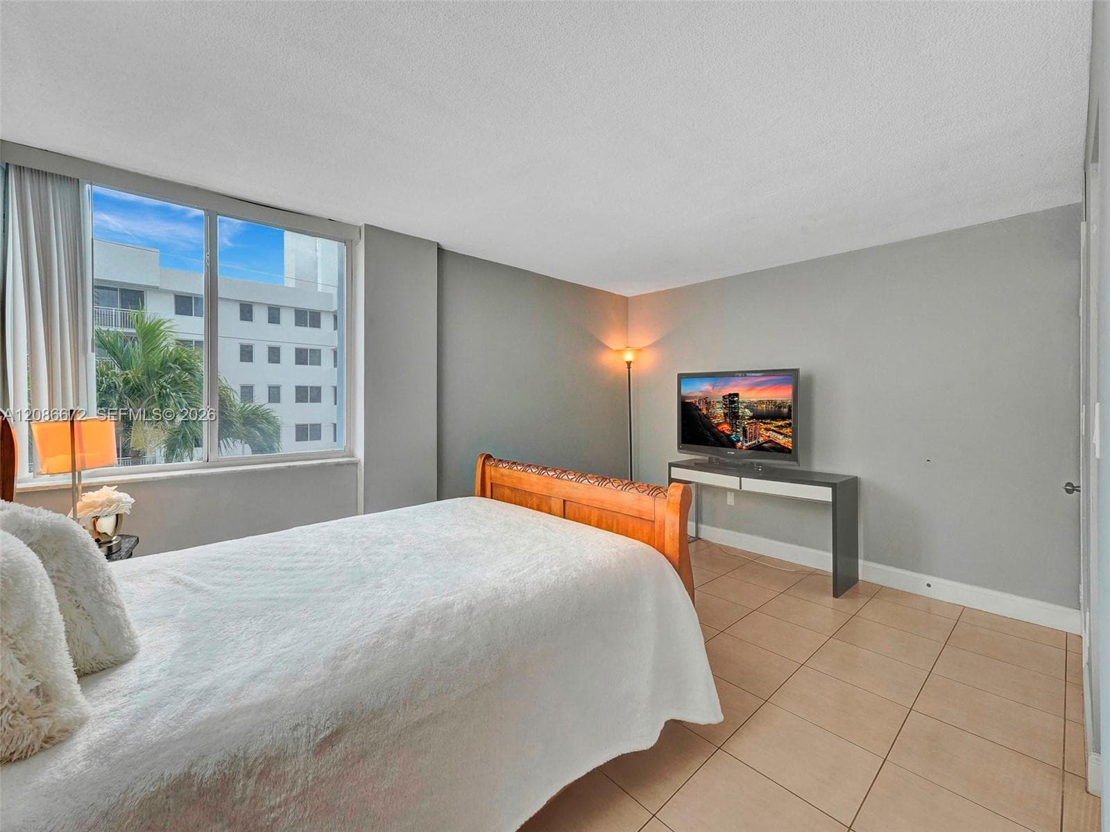 LINCOLN PALACE CONDO · #303 in Miami Beach - Photo 25