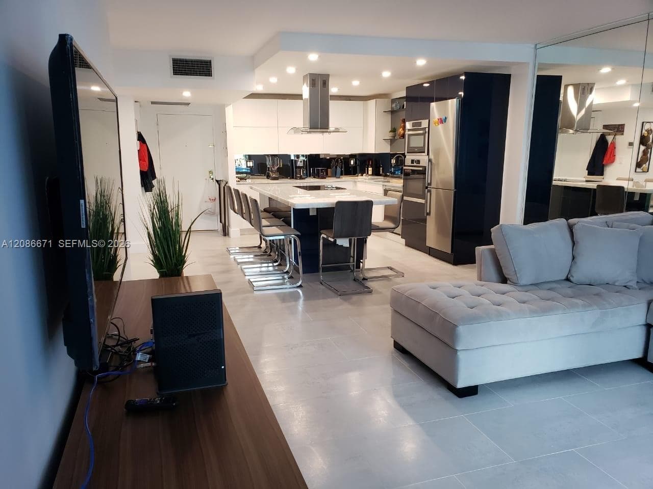 Roney Palace · #516 in Miami Beach - Photo 18