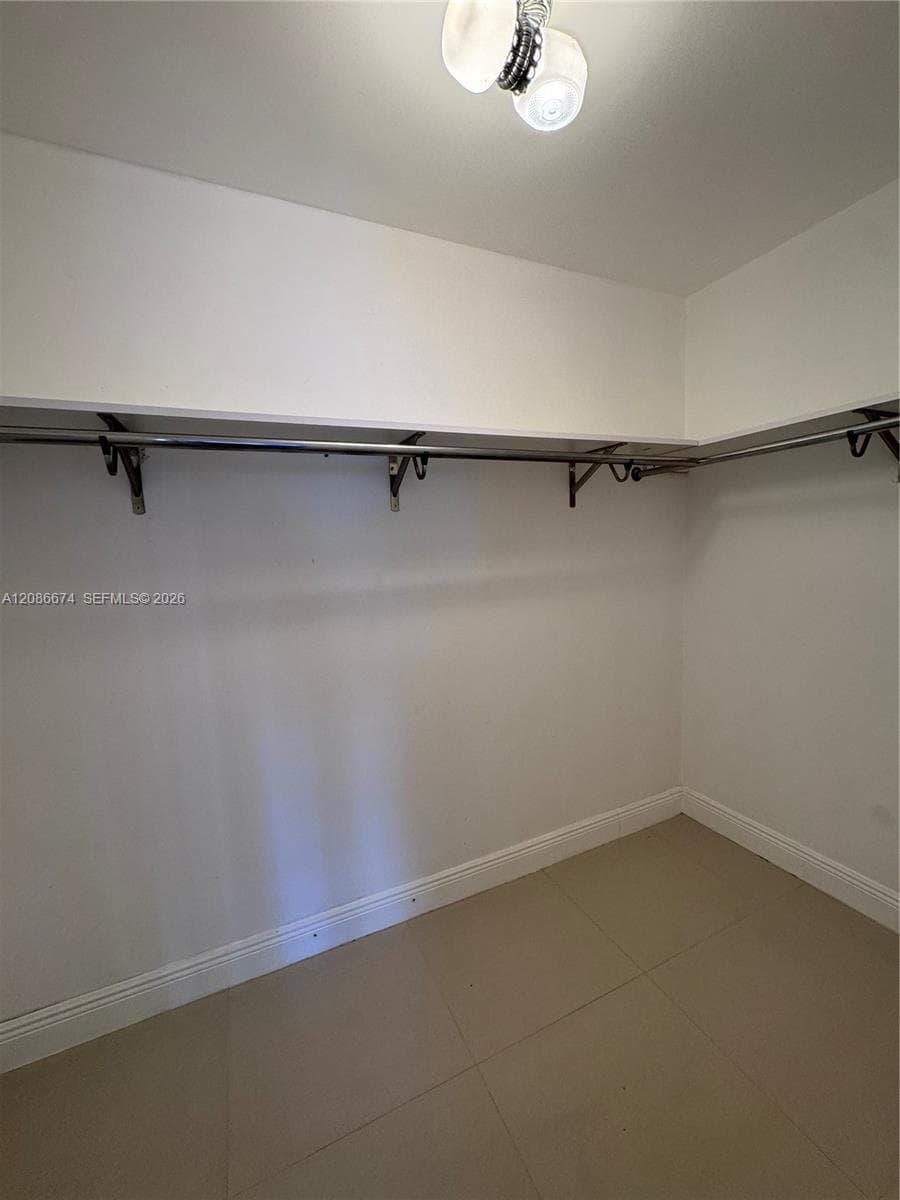 Ocean View East · #602 in Hallandale Beach - Photo 13