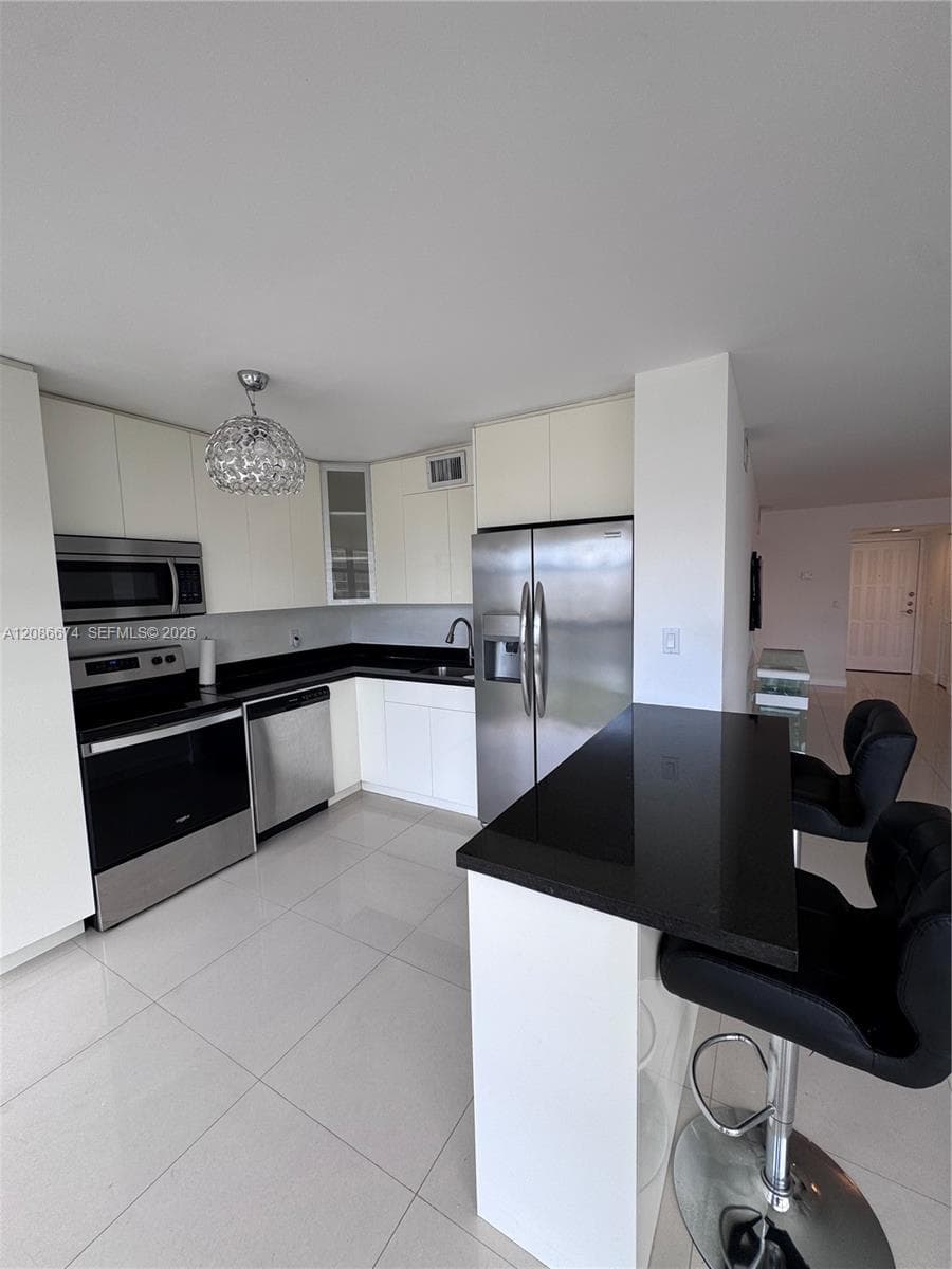 Ocean View East · #602 in Hallandale Beach - Photo 5