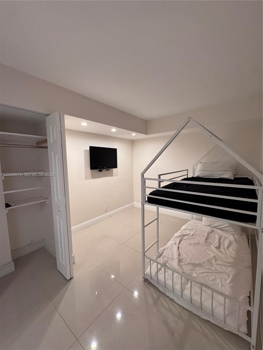 Ocean View East · #602 in Hallandale Beach - Photo 18