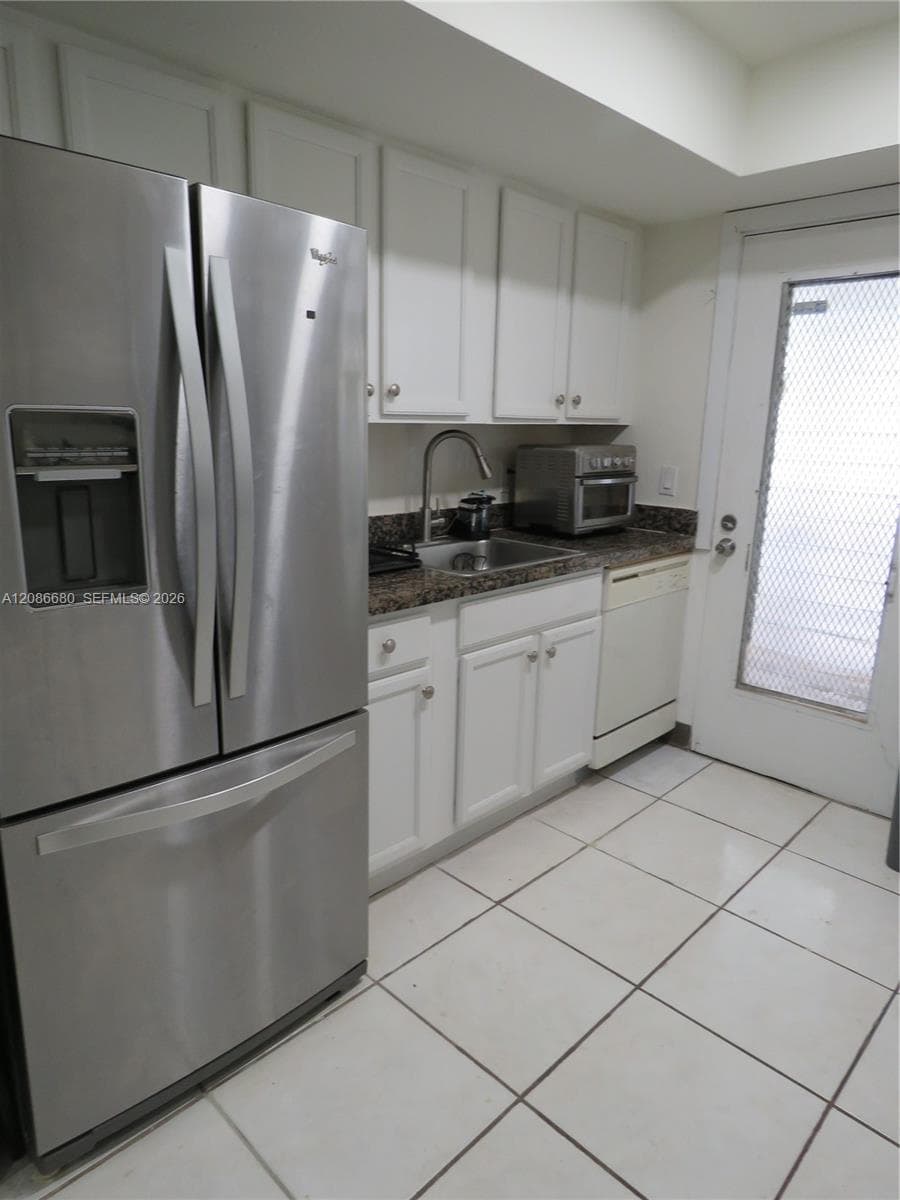 SUTTON HOUSE CONDO · #26 in North Miami - Photo 7