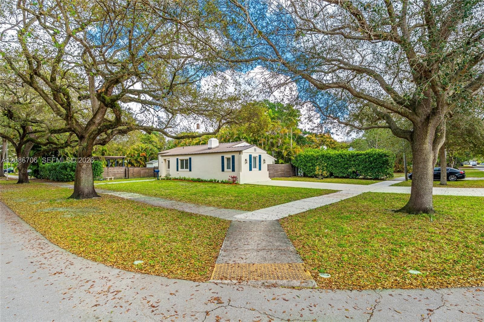 295 De Leon Dr photo 5