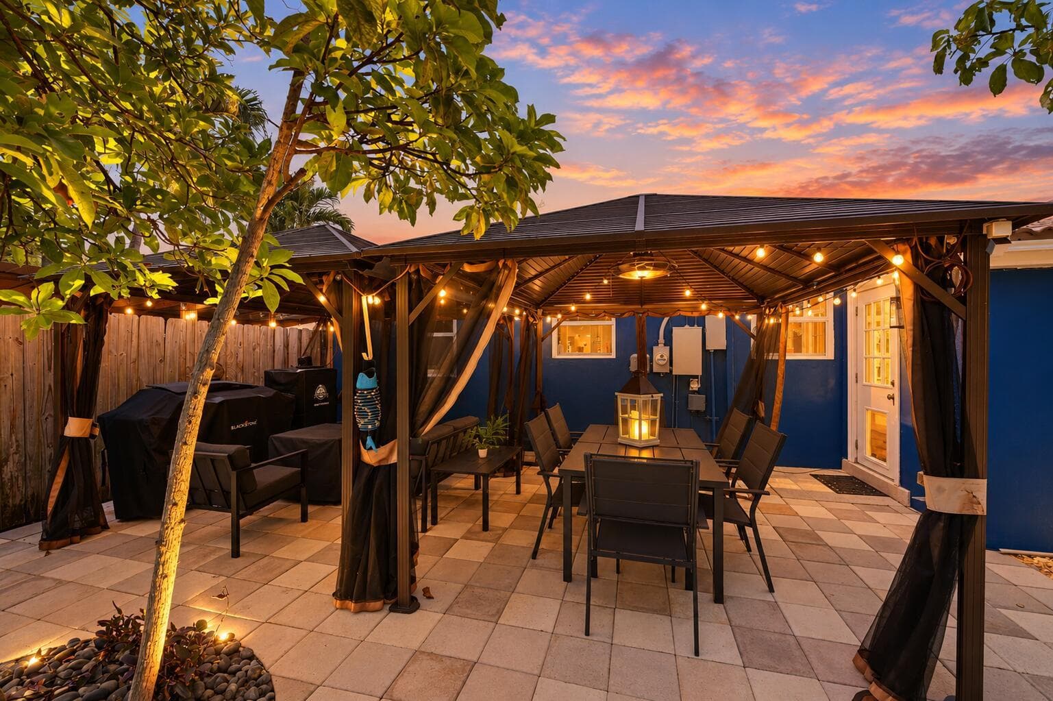 Patio VS
