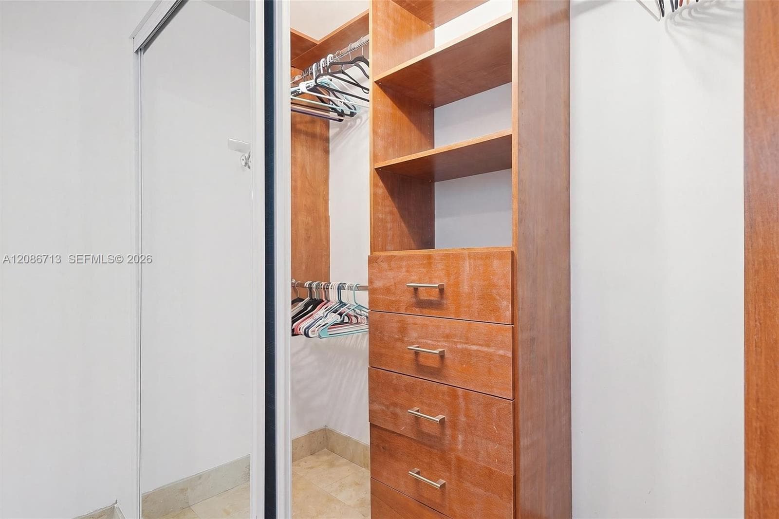7111 Bamboo St photo 23