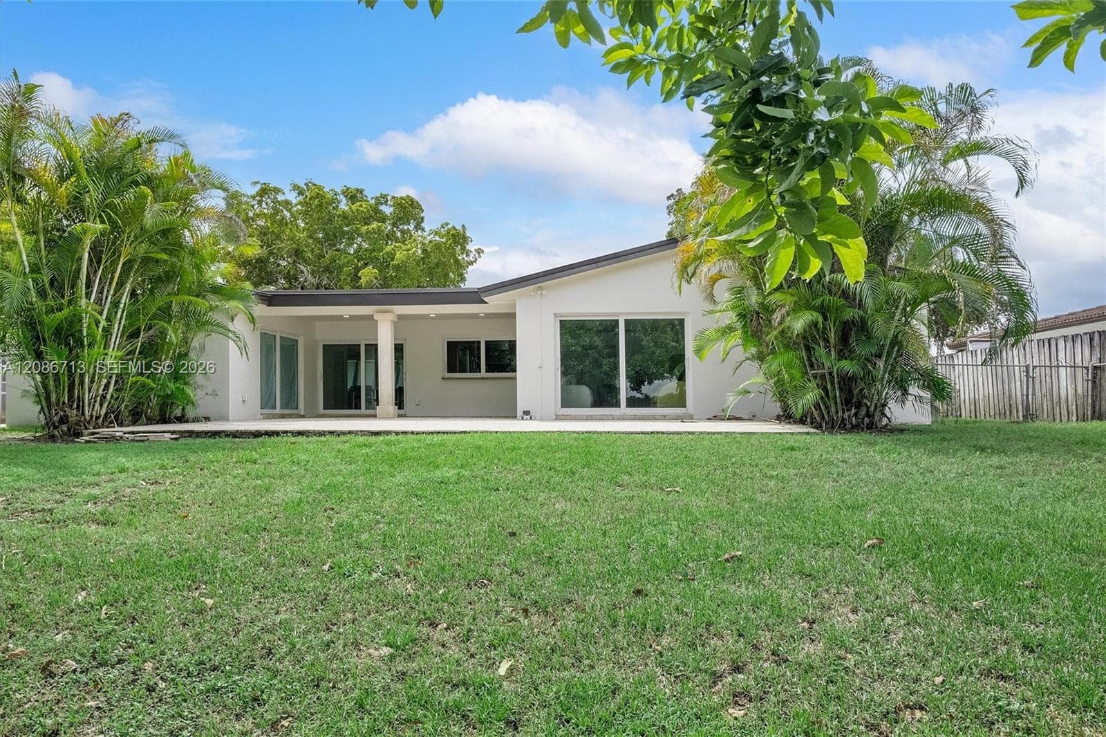 7111 Bamboo St photo 30