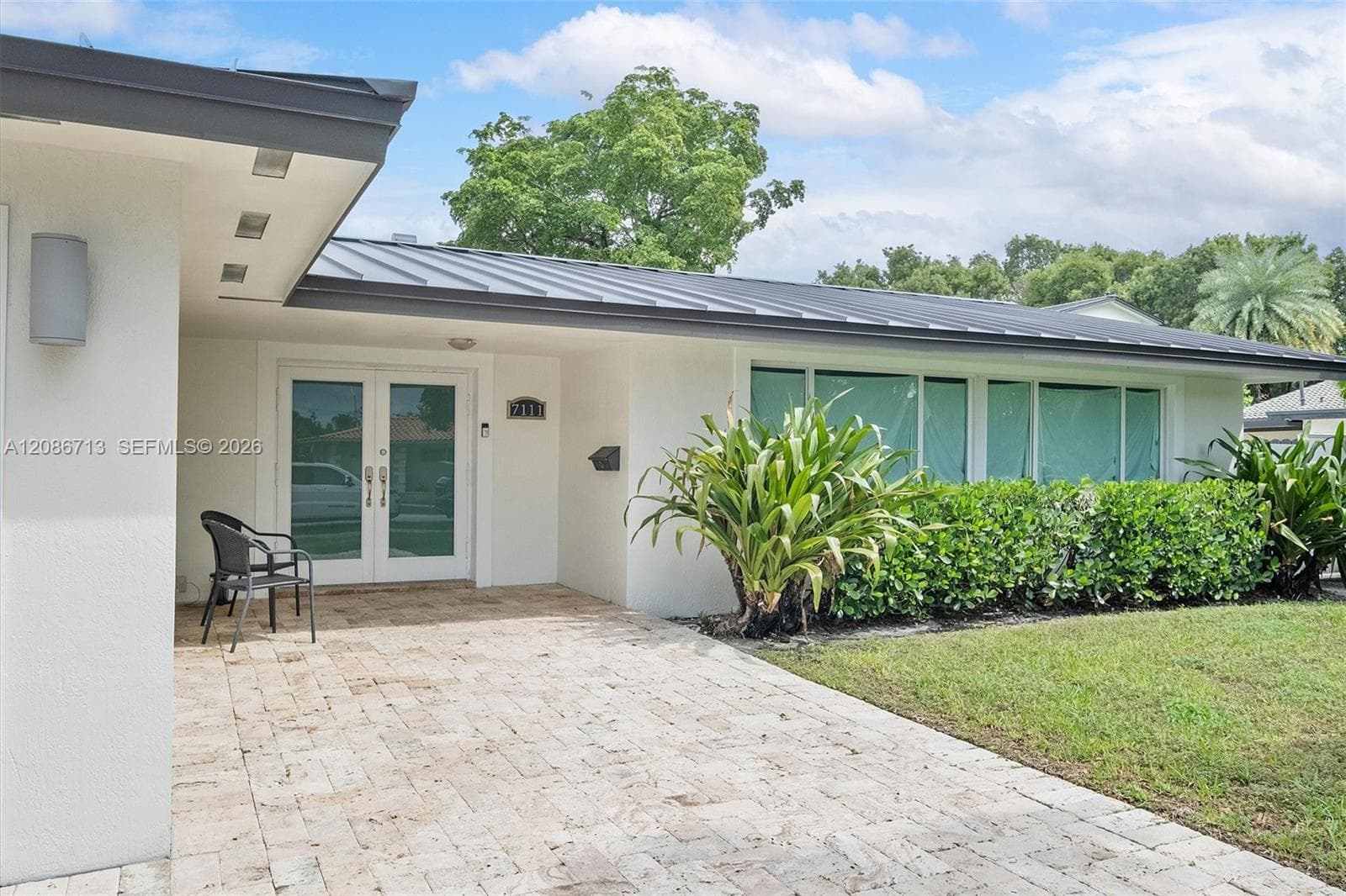 7111 Bamboo St photo 4