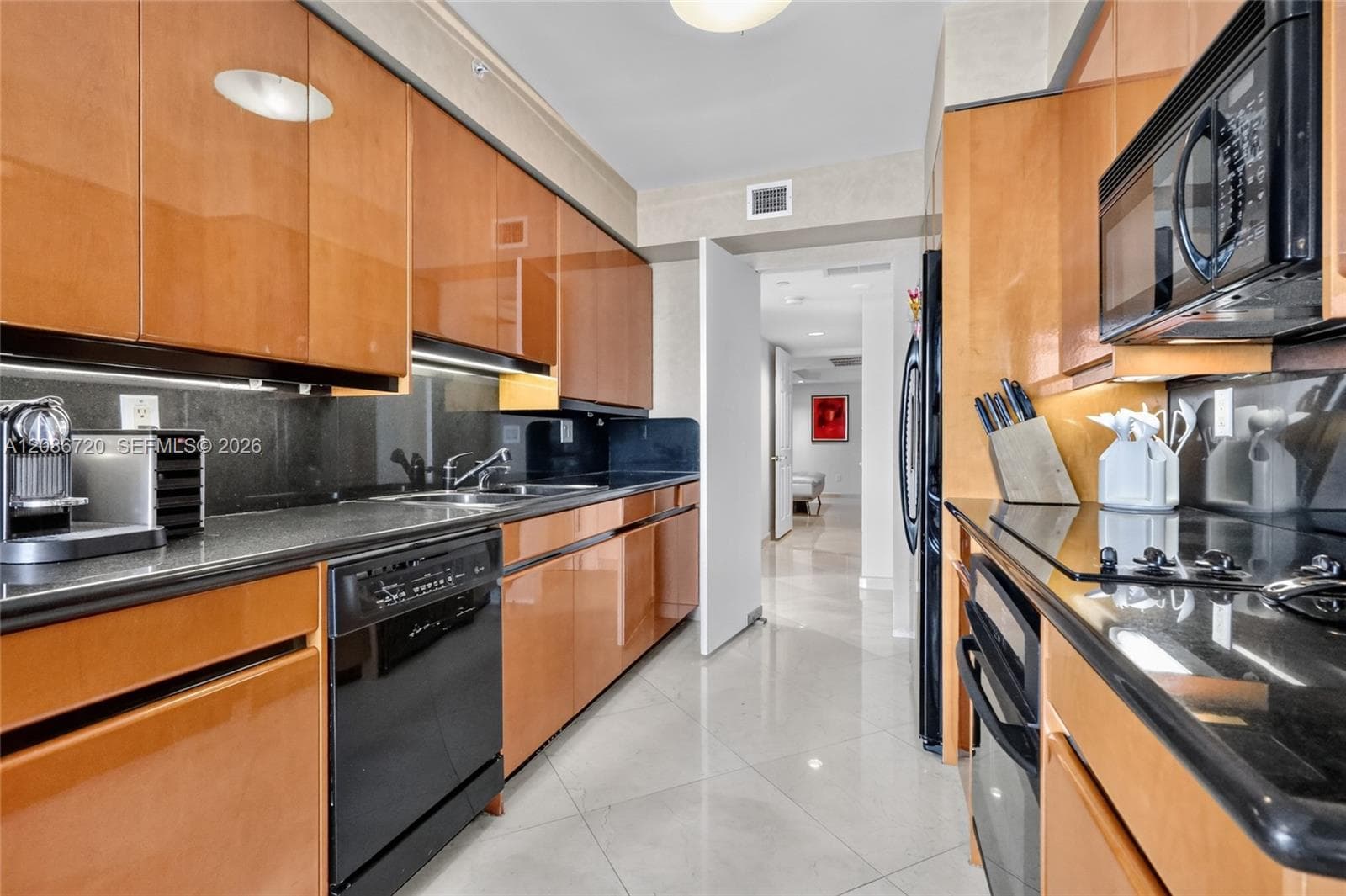 Millennim Condo · #2501 in Sunny Isles Beach - Photo 12