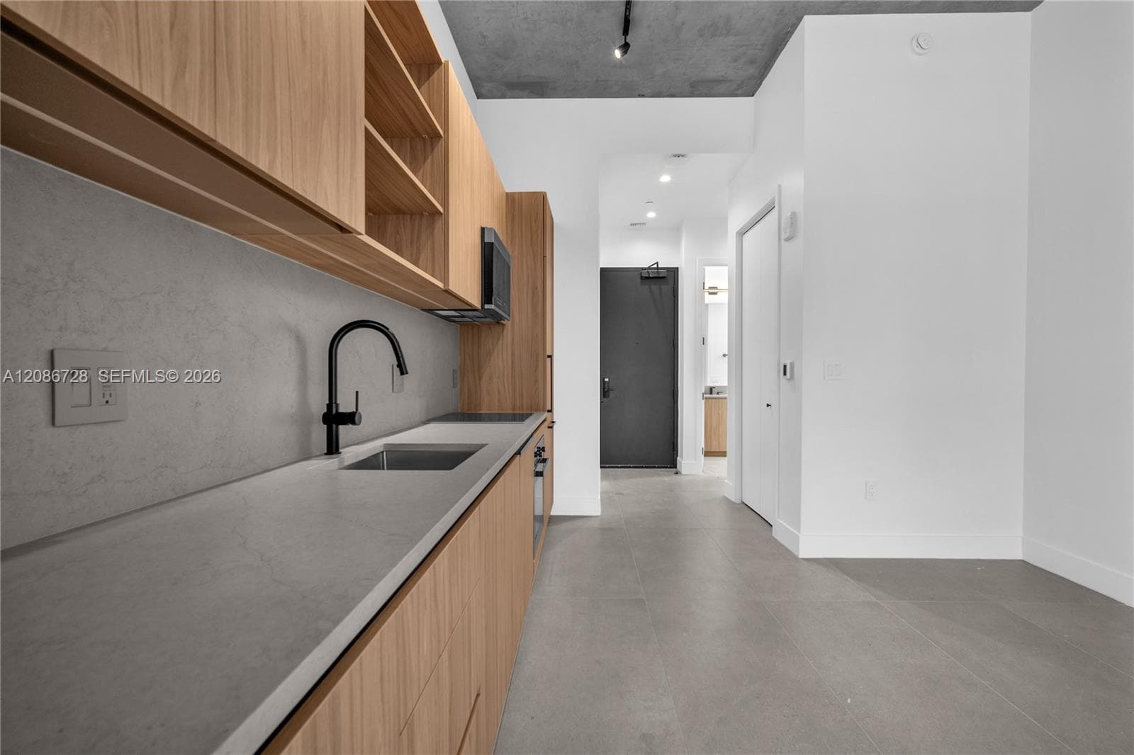 DONMOORE VILLA AMD PL · #403 in Miami - Photo 12