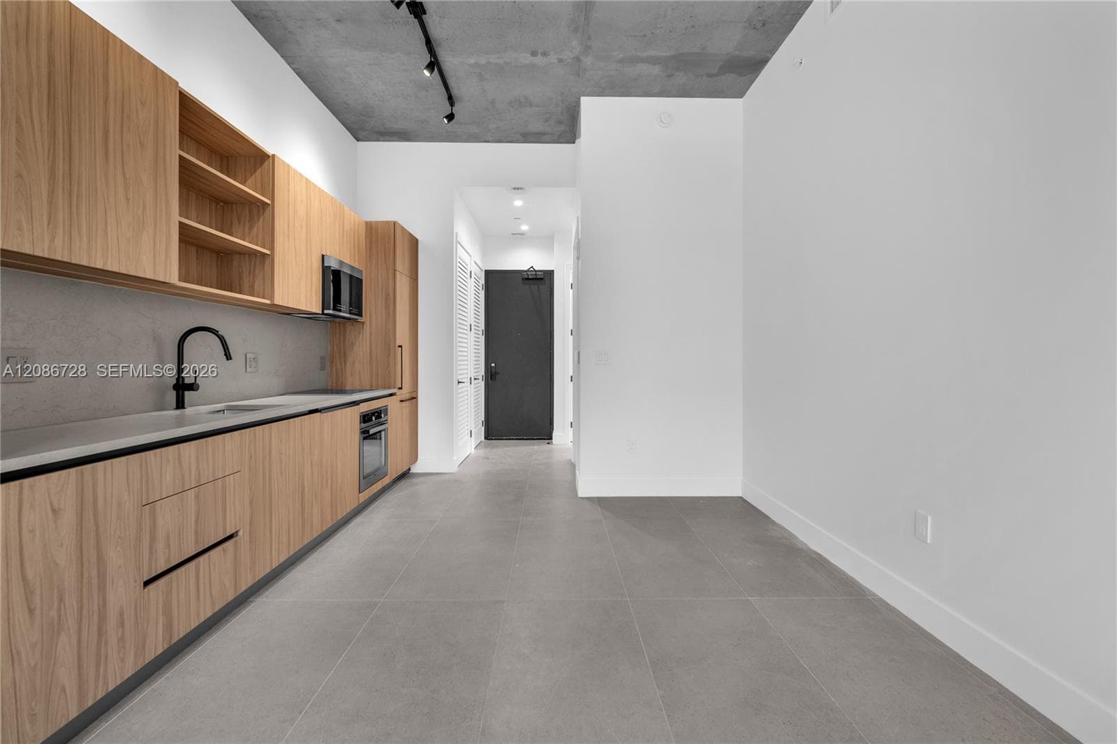 DONMOORE VILLA AMD PL · #403 in Miami - Photo 10