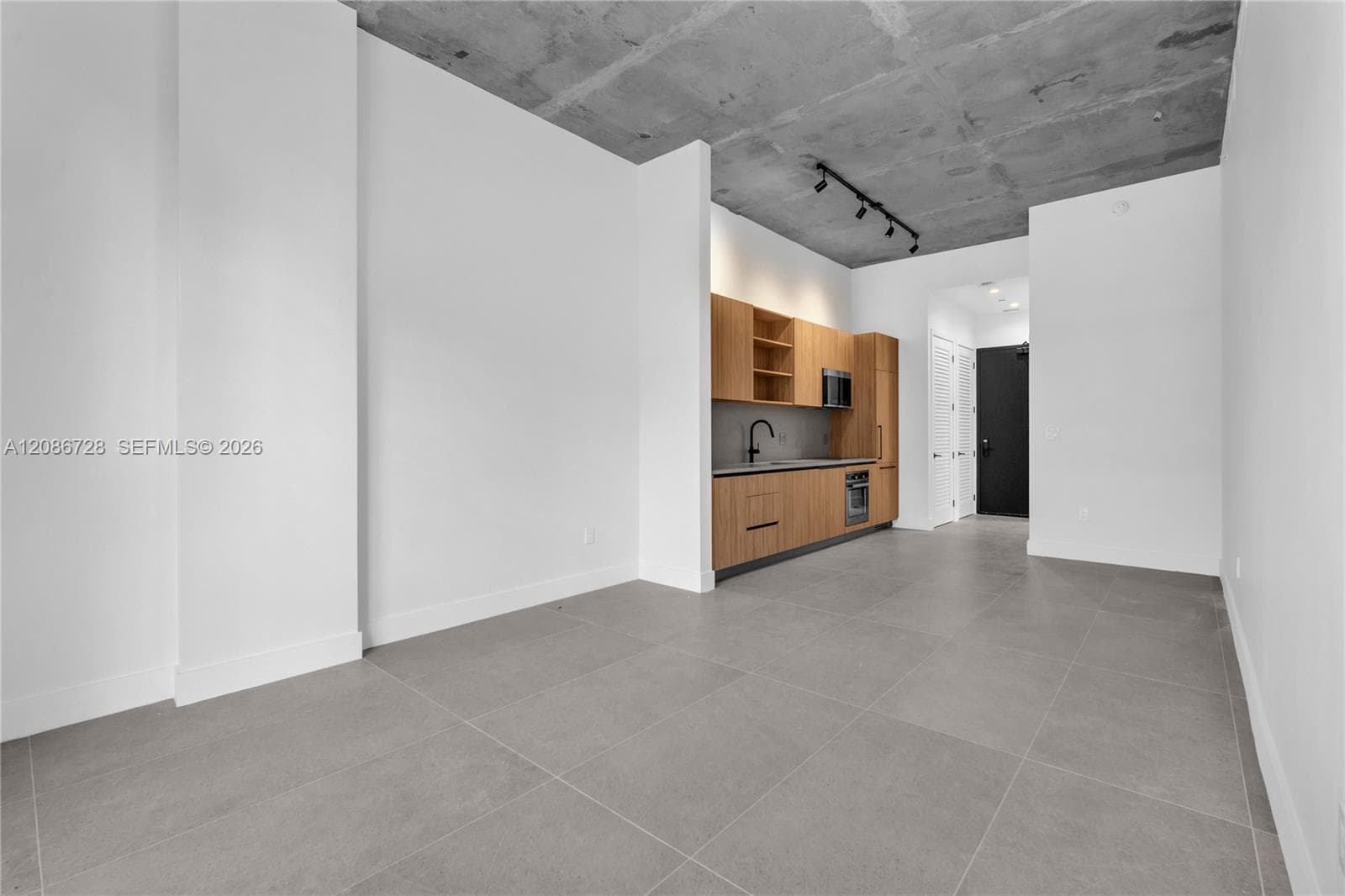 DONMOORE VILLA AMD PL · #403 in Miami - Photo 19