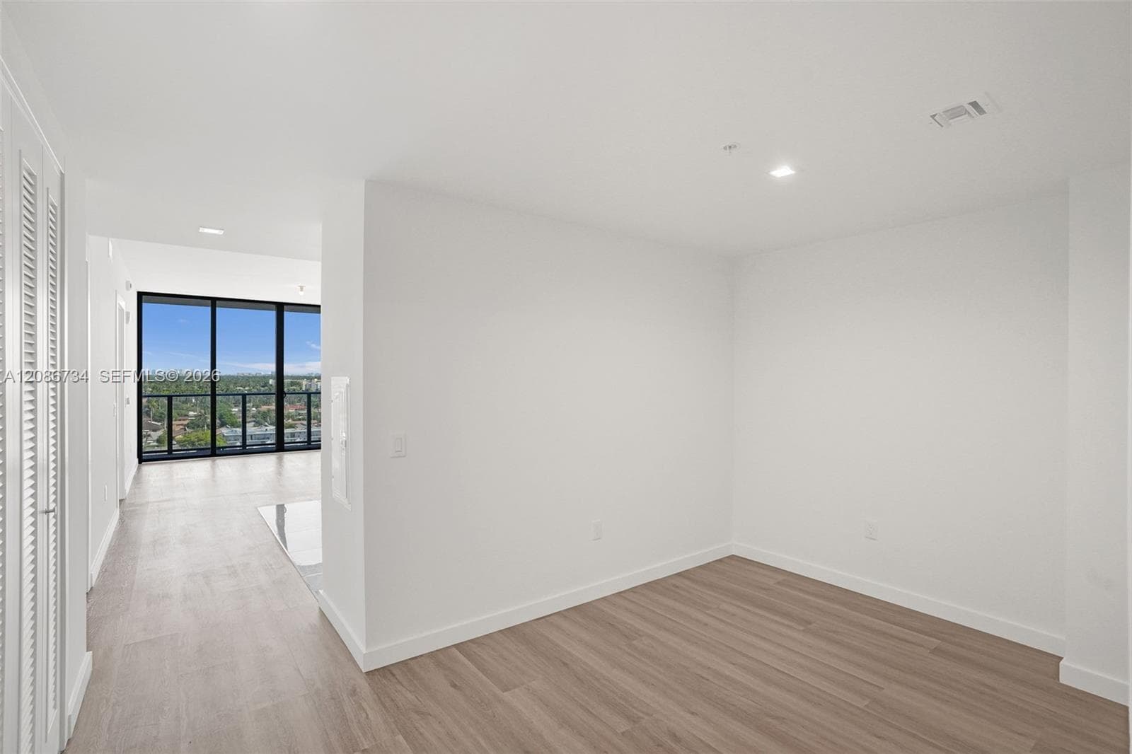 Oasis Hallandale West · #1003 in Hallandale Beach - Photo 13