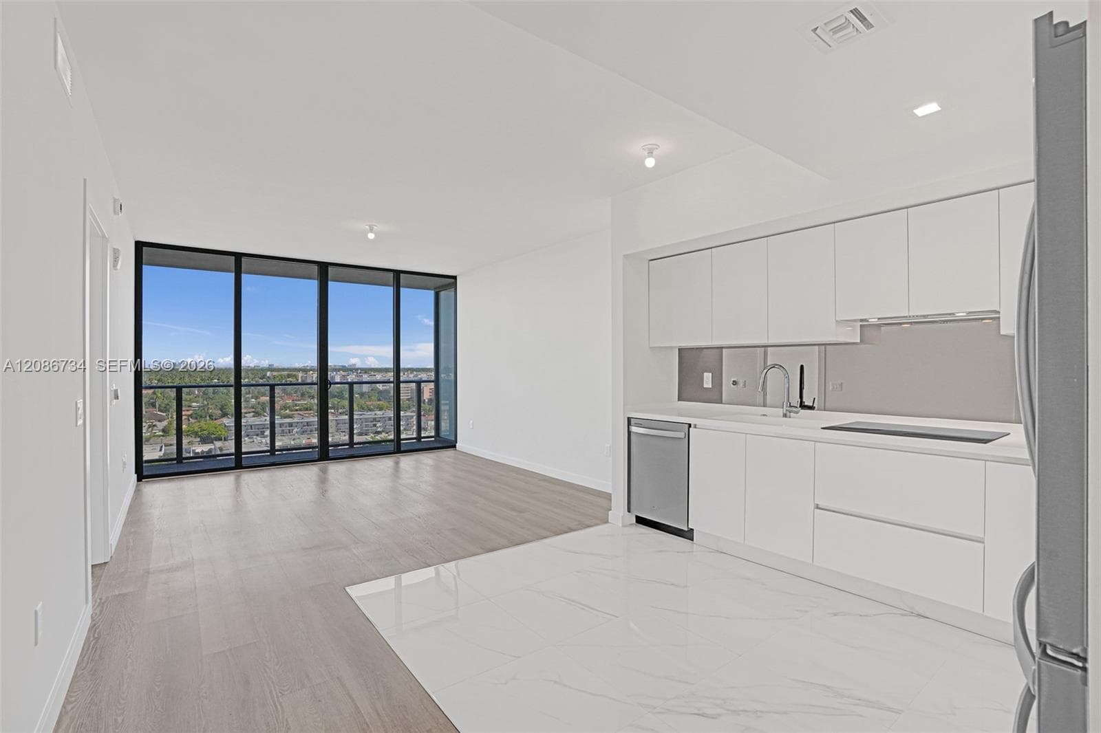 Oasis Hallandale West · #1003 in Hallandale Beach - Photo 4