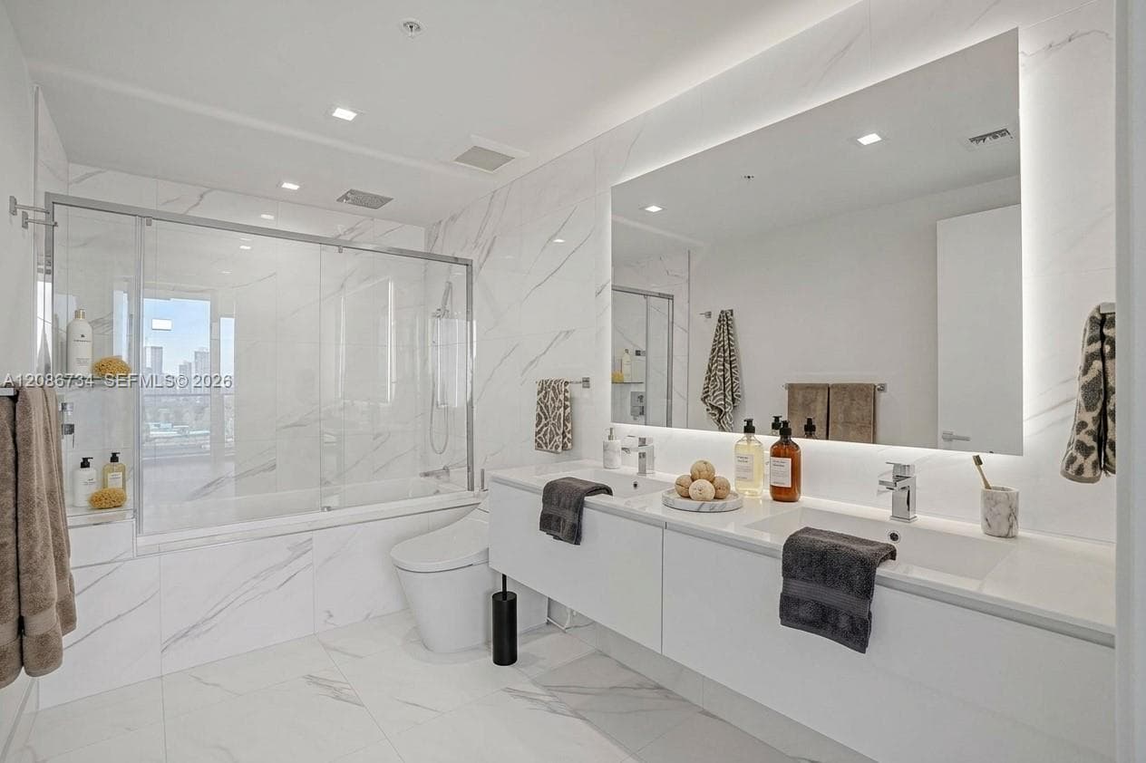 Oasis Hallandale West · #1003 in Hallandale Beach - Photo 8