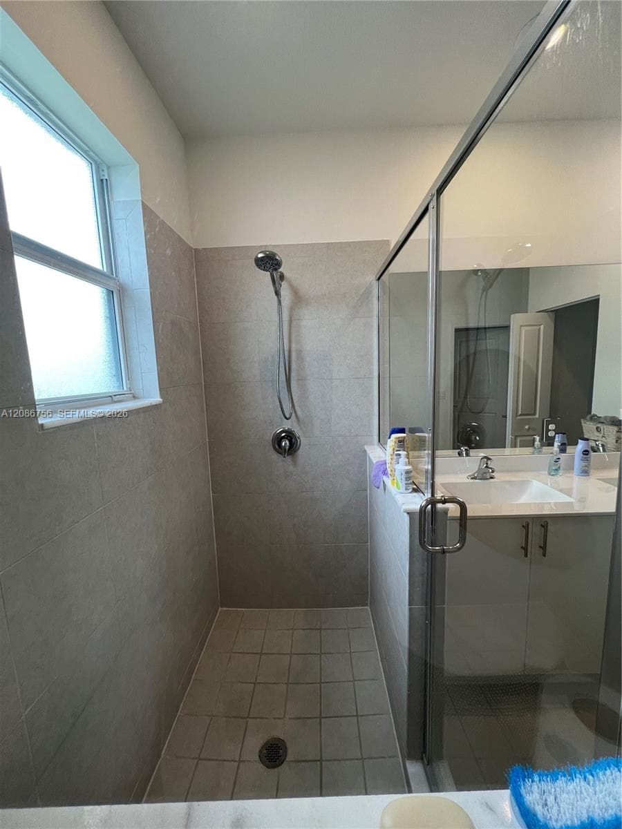 2634 SE 10th St #2634 photo 9