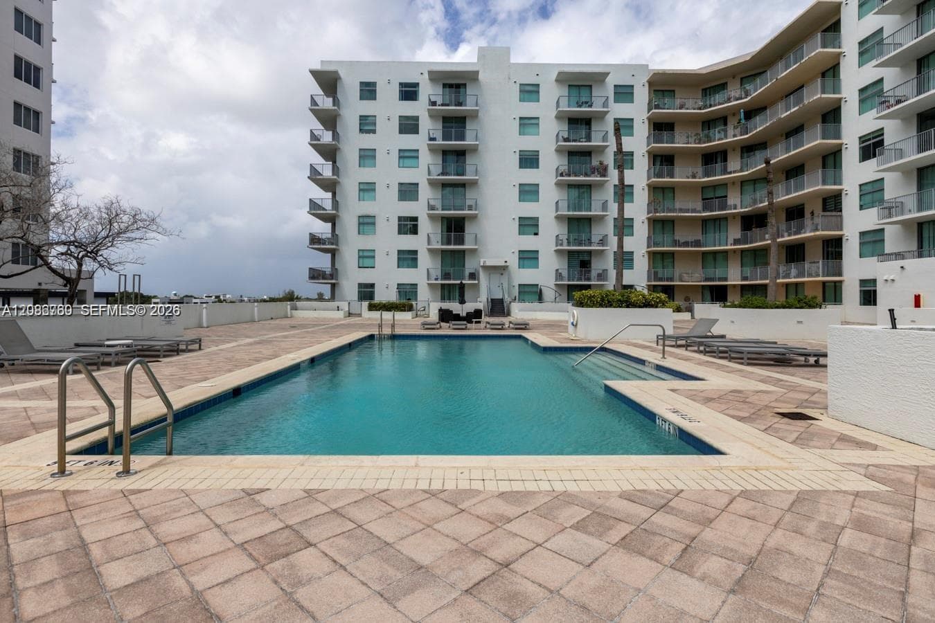 140 South Dixie Hwy · #810 in Hollywood - Photo 13