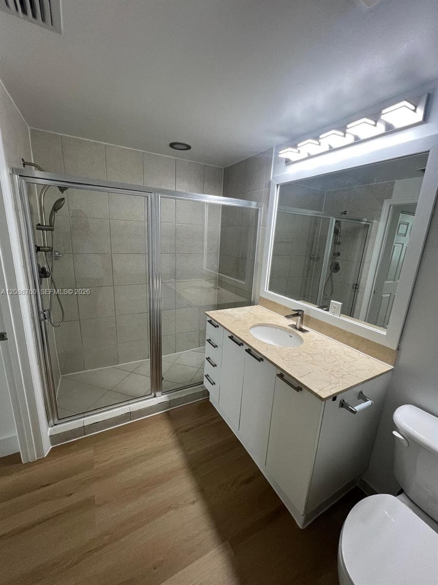 140 South Dixie Hwy · #810 in Hollywood - Photo 28