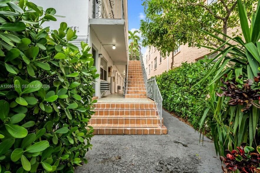 LINCOLN PLACE CONDO · #11 in Miami Beach - Photo 12