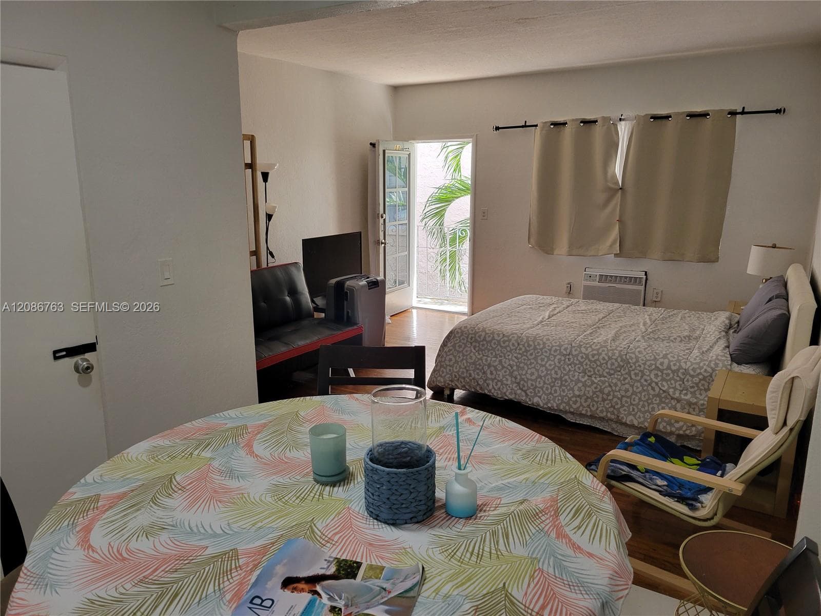 LINCOLN PLACE CONDO · #11 in Miami Beach - Photo 4