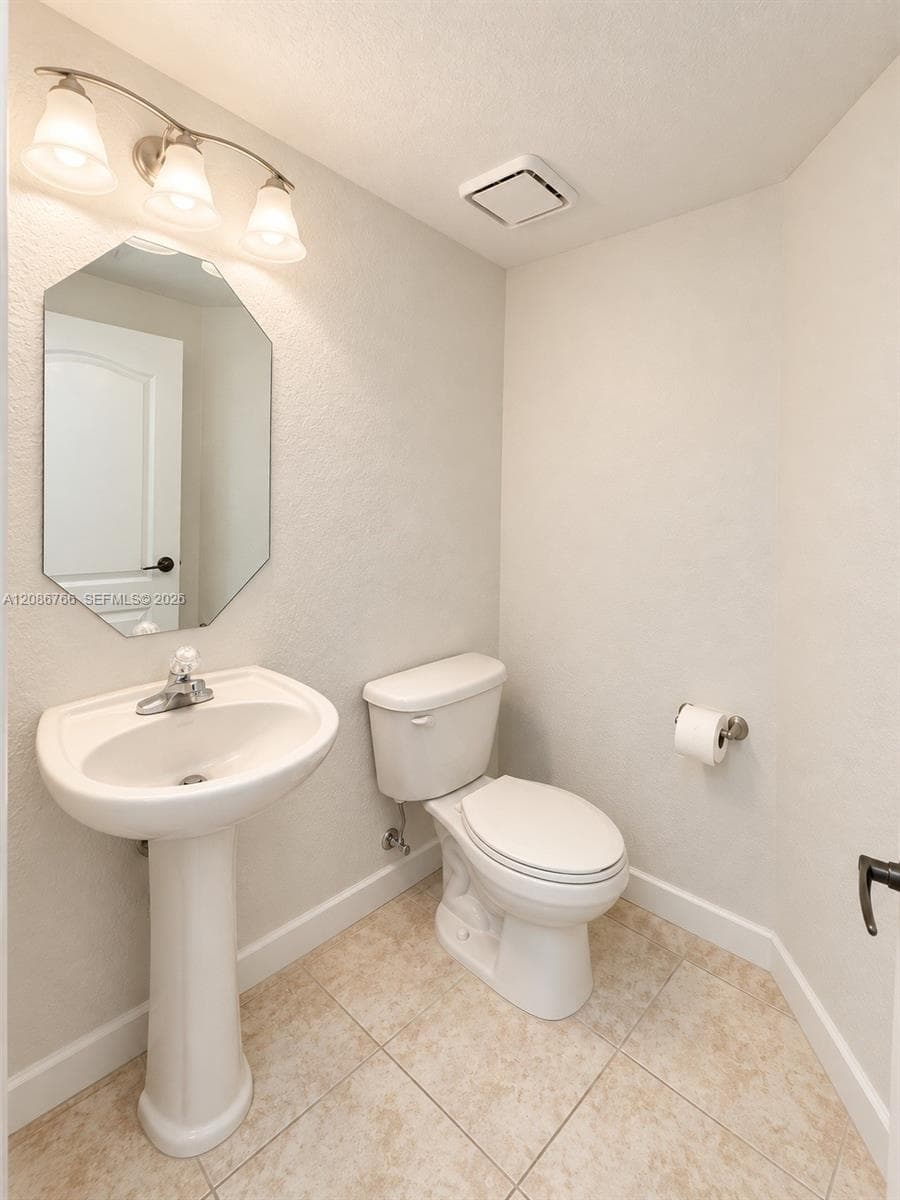 11034 NW 86th Ter #0 photo 18