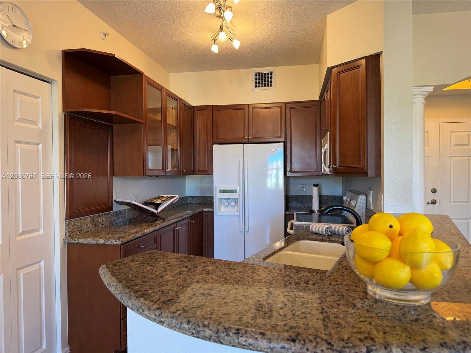THE GRANDE CONDO · #303 in Miami - Photo 5