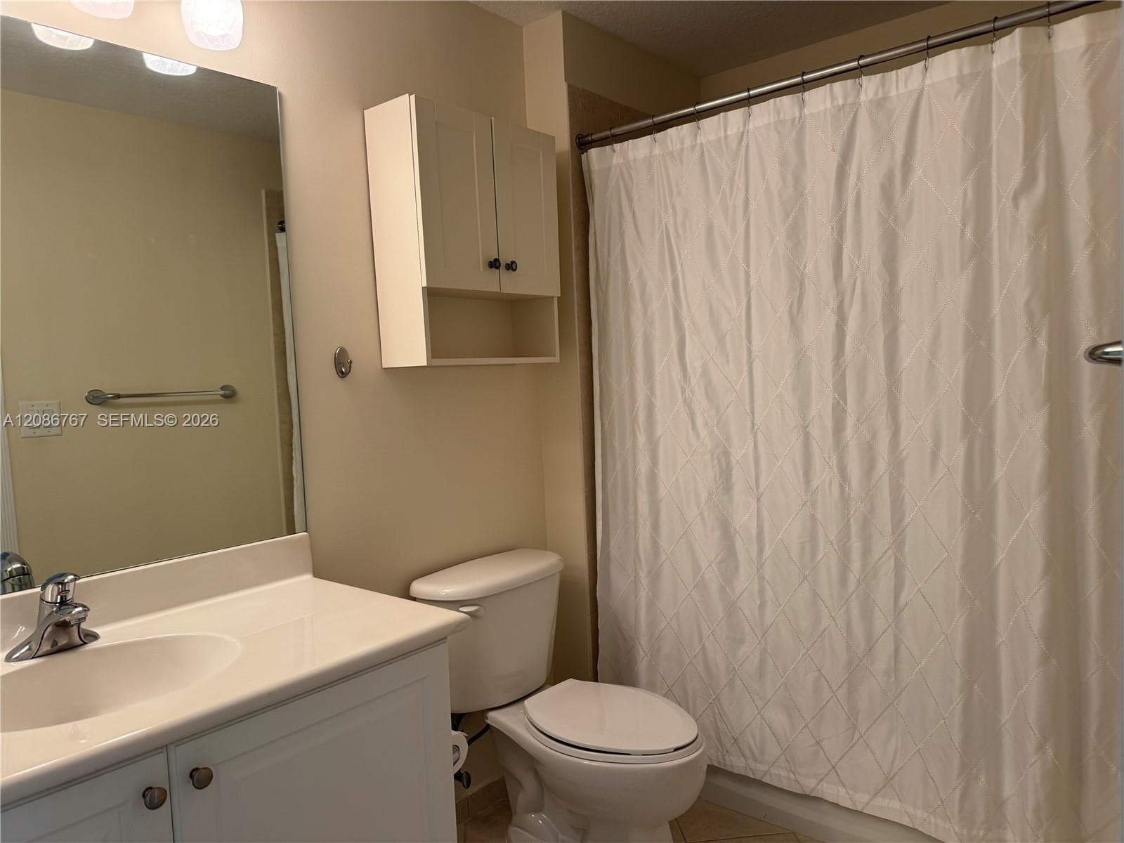 2nd Bathroom
