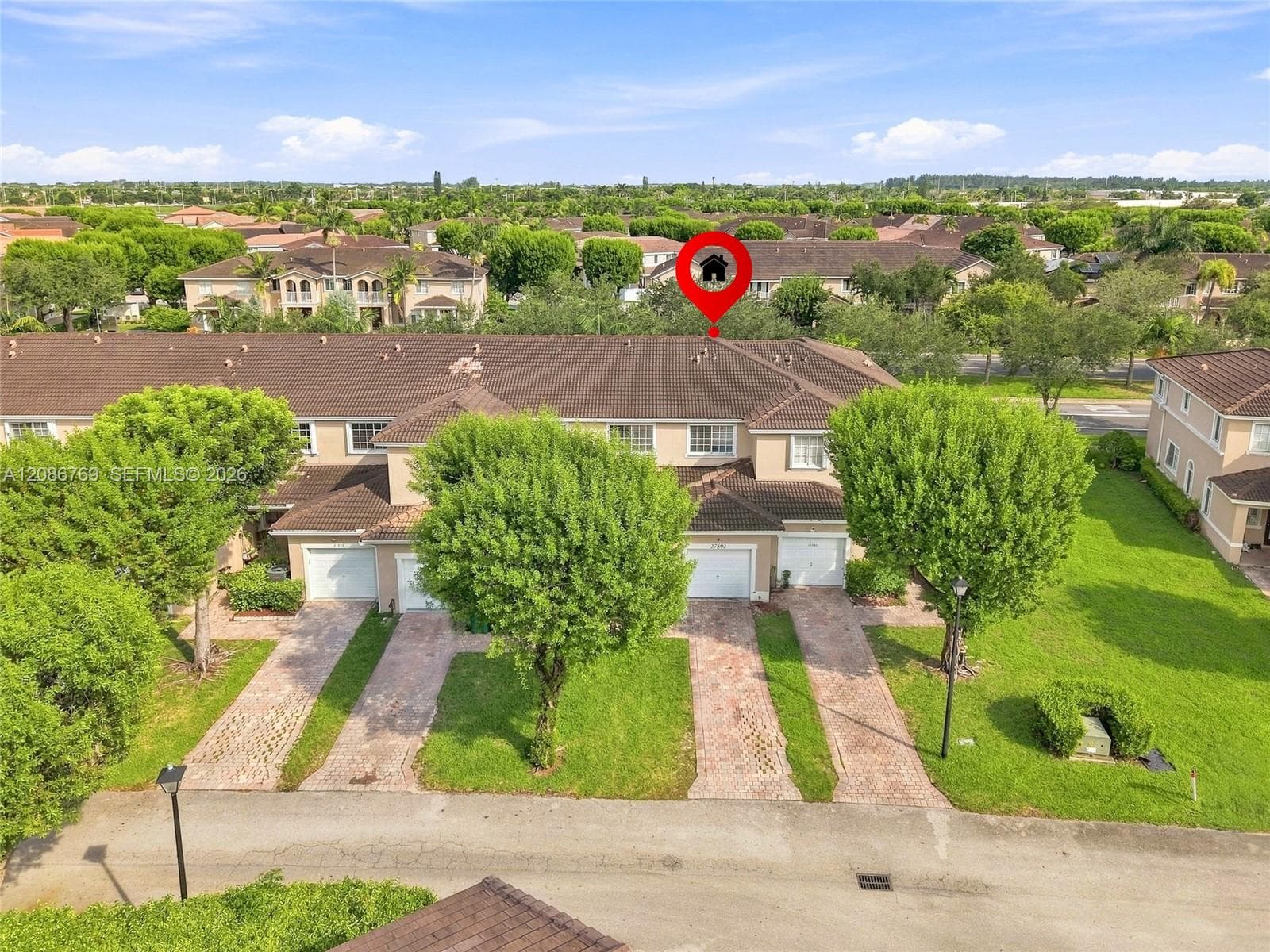 27892 SW 140th Ave photo 2