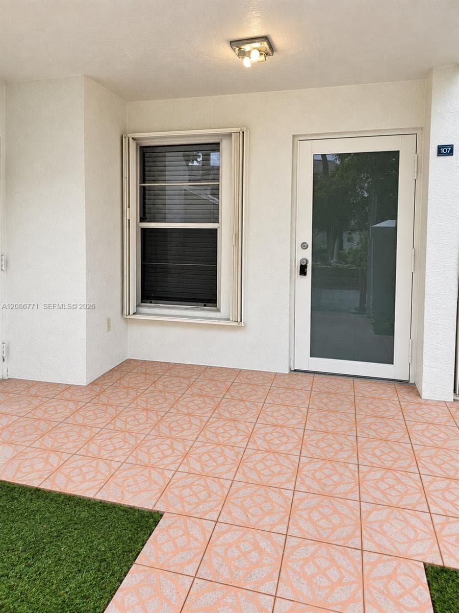 Point Lake Condo · #107 in Miami - Photo 2