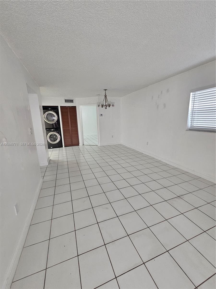 Point Lake Condo · #107 in Miami - Photo 6
