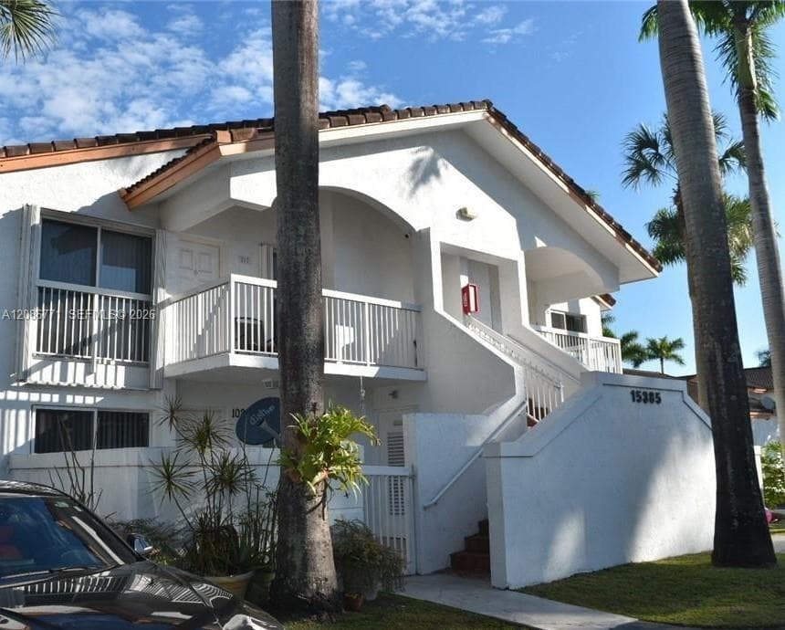 Point Lake Condo · #107 in Miami - Photo 1