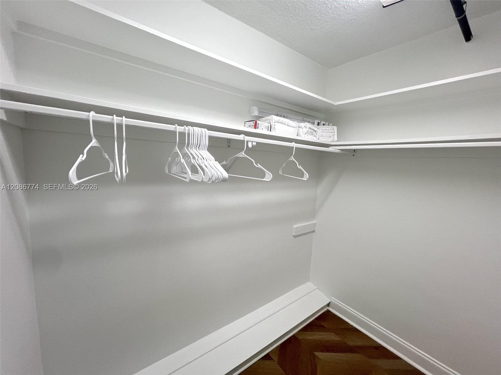 ISLANDER CONDO APTS · #604 in Miami Beach - Photo 10