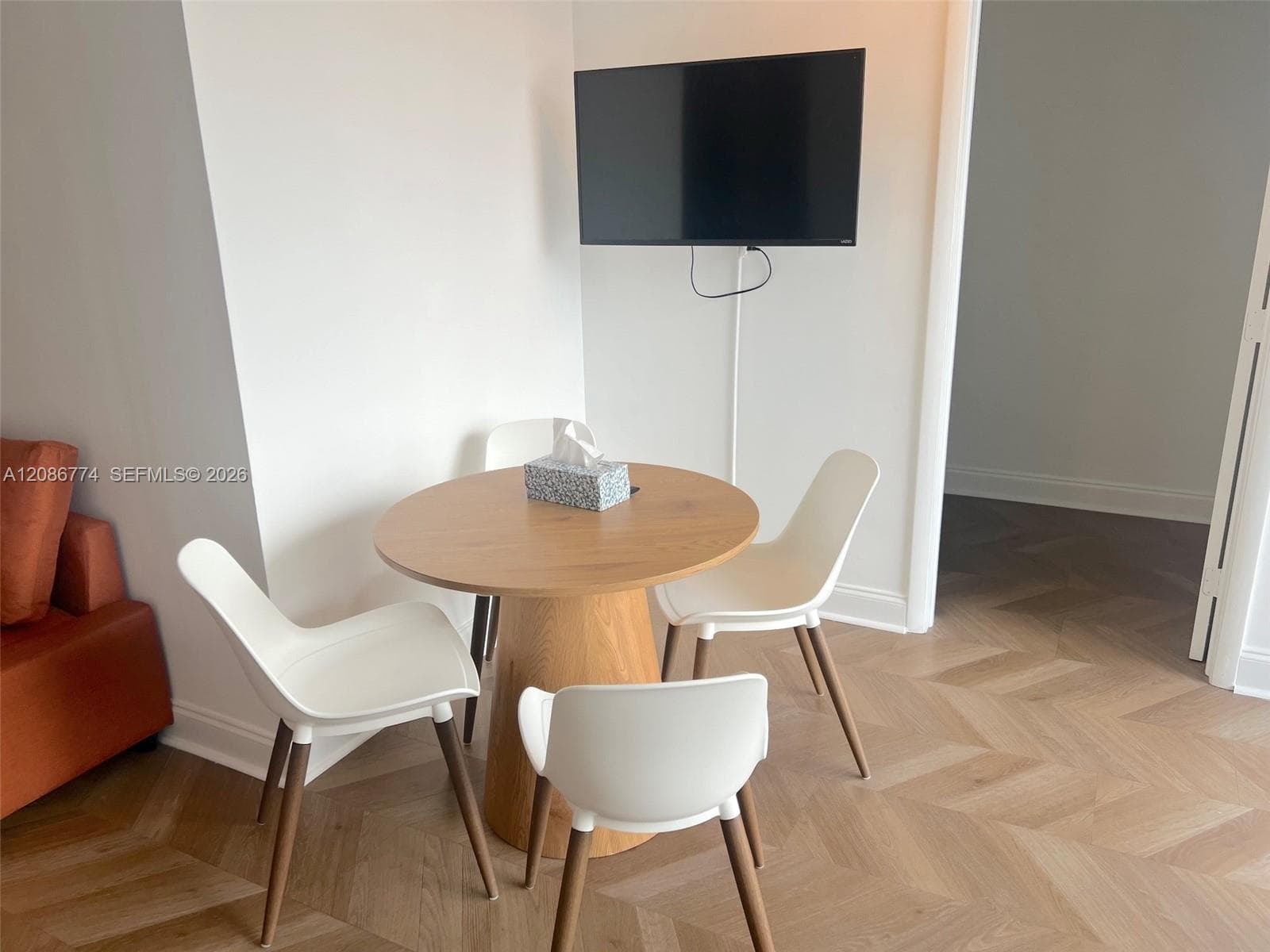 ISLANDER CONDO APTS · #604 in Miami Beach - Photo 4