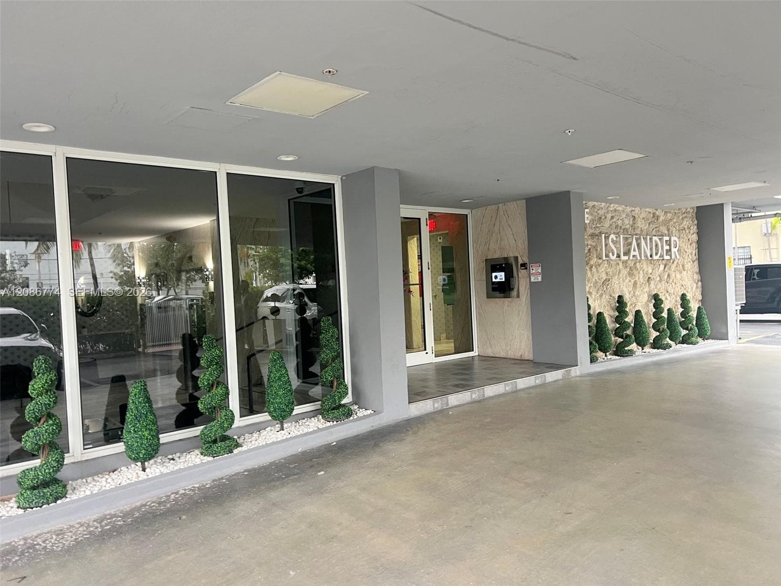 ISLANDER CONDO APTS · #604 in Miami Beach - Photo 21